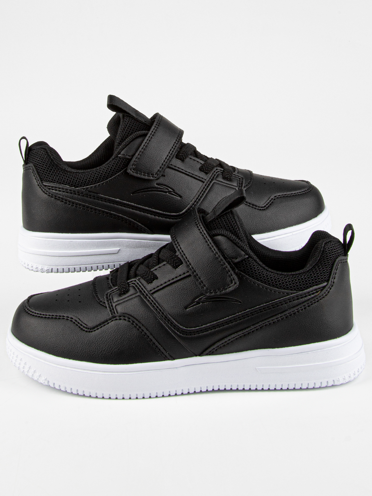 Кроссовки артикул:731140-10-4