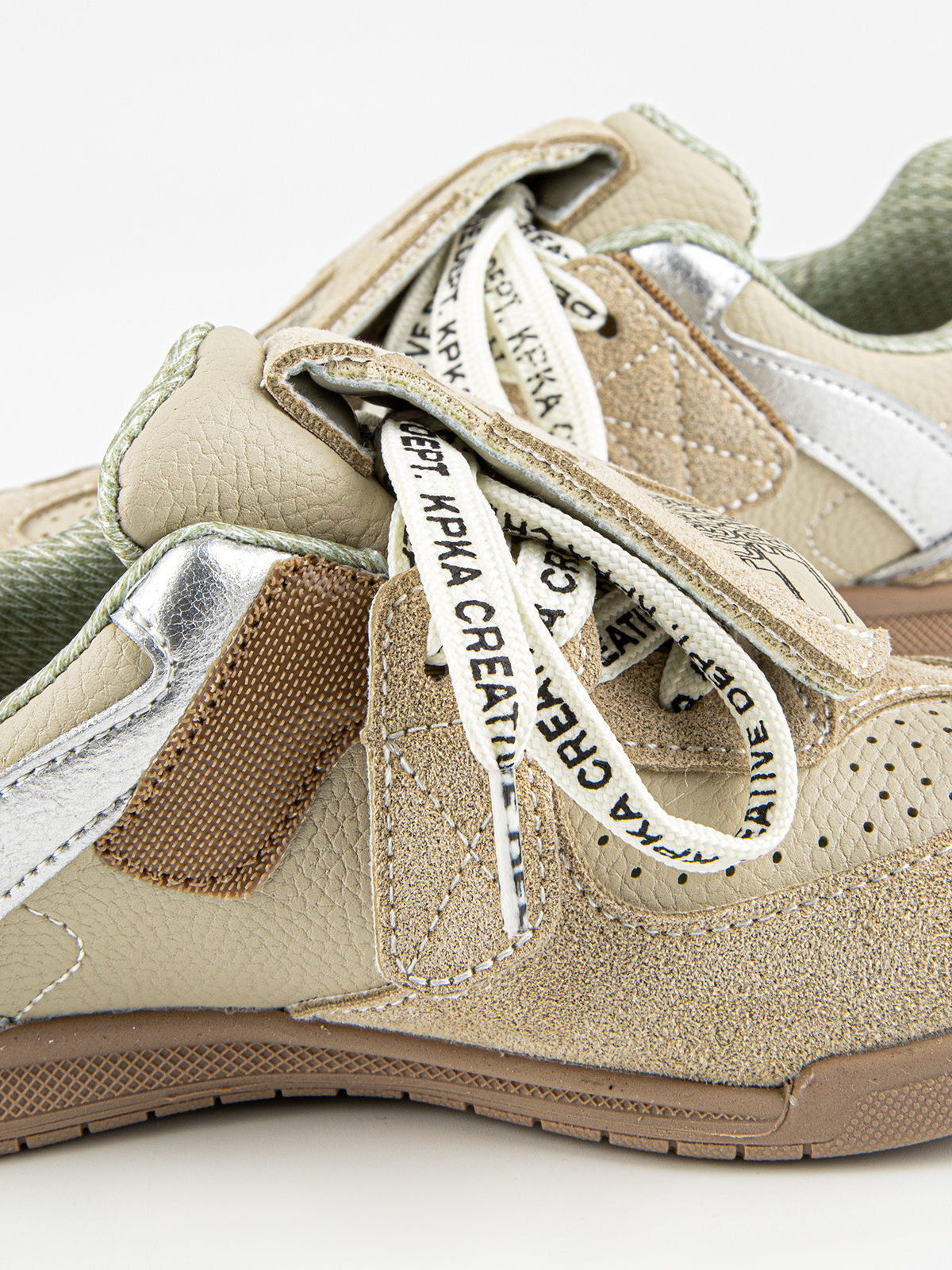 Кроссовки артикул:721210-2-9