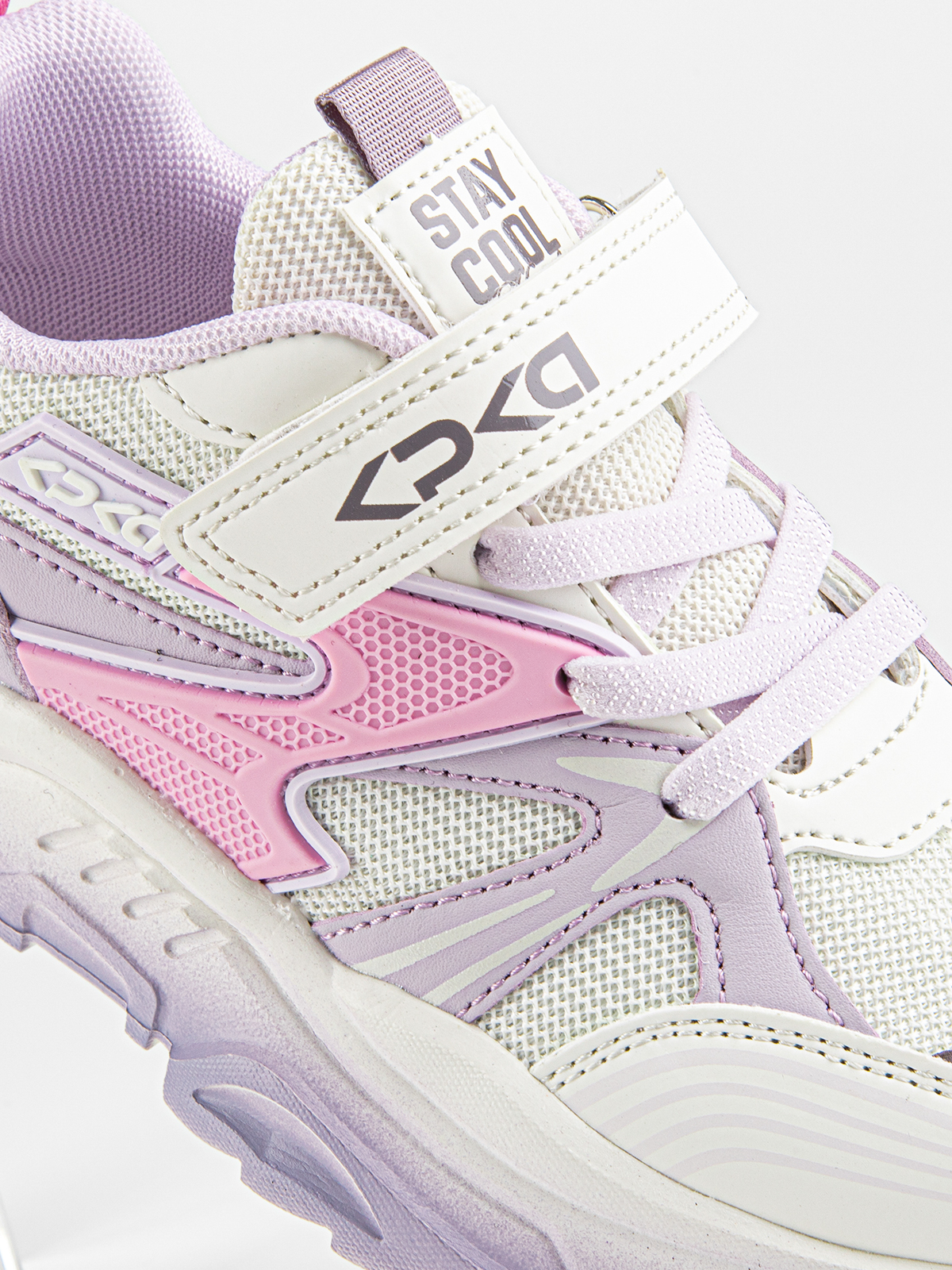 Кроссовки артикул:731137-20-3