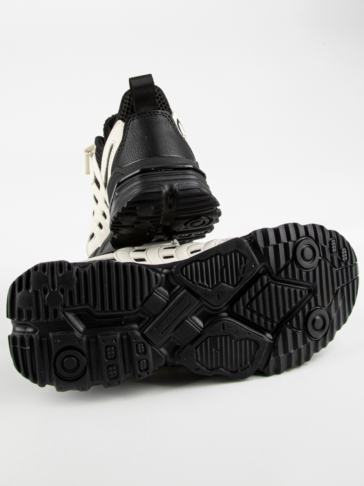 Кроссовки артикул:74701-10-5