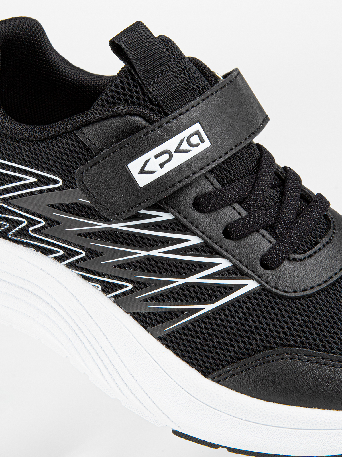 Кроссовки артикул:731227-1-3