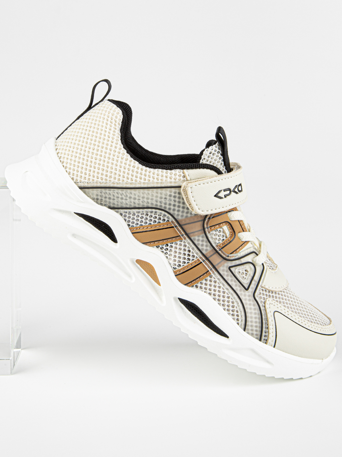 Кроссовки артикул:73957-21-7