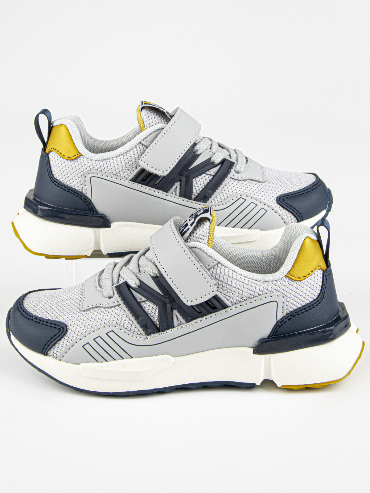 Кроссовки артикул:731125-10-4