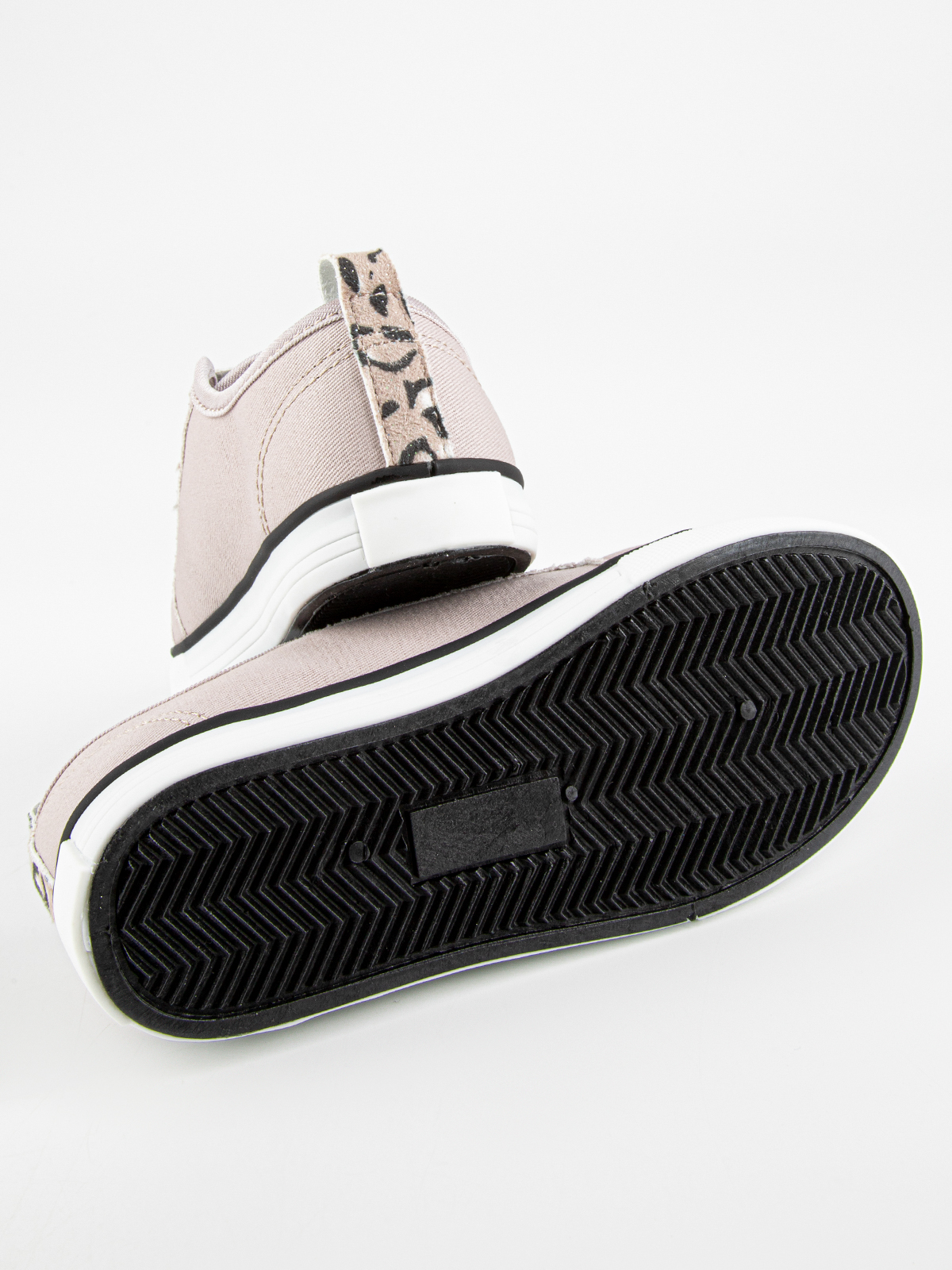 Кеды артикул:731189-10-5