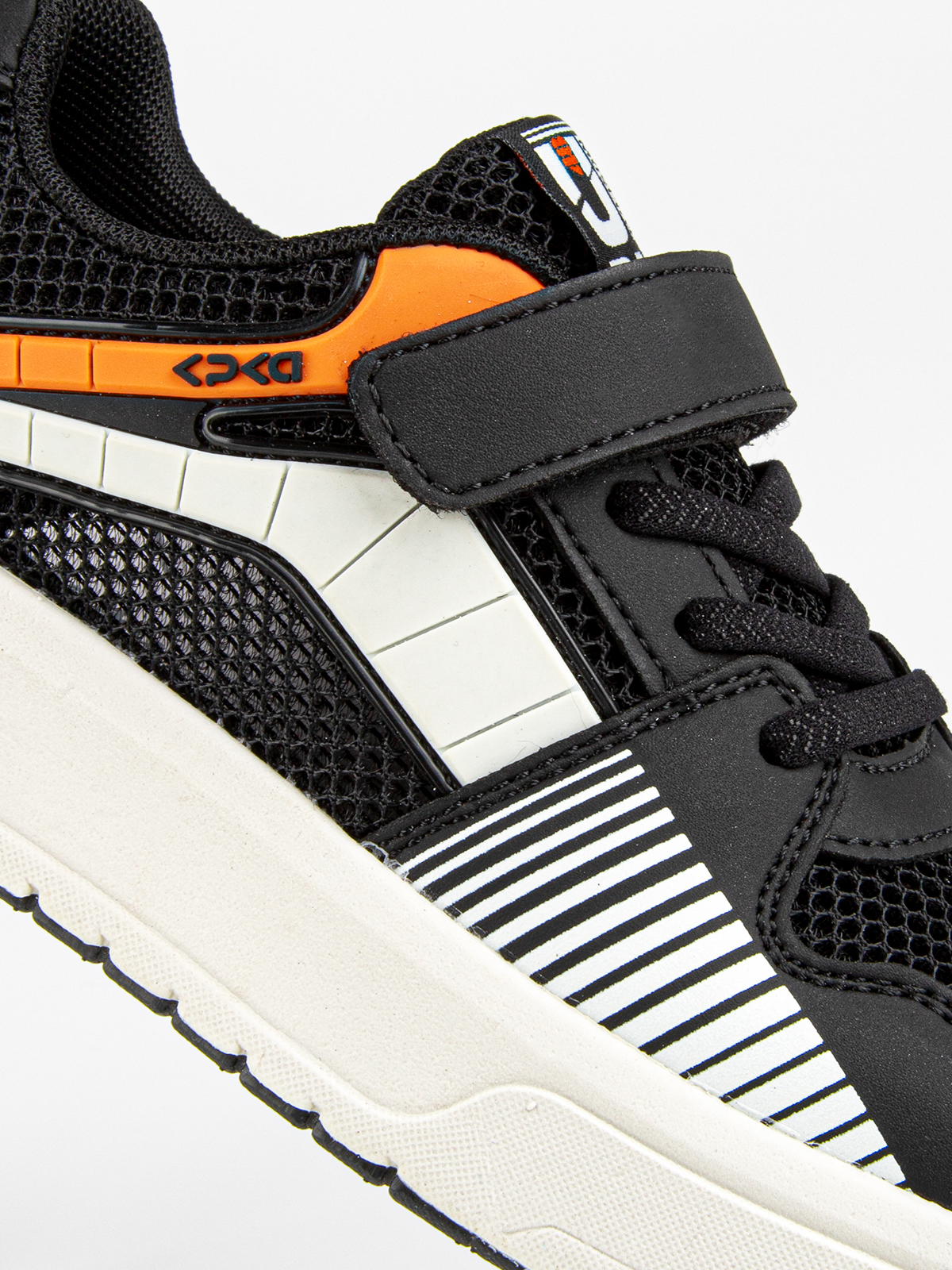 Кроссовки артикул:731141н-10-3