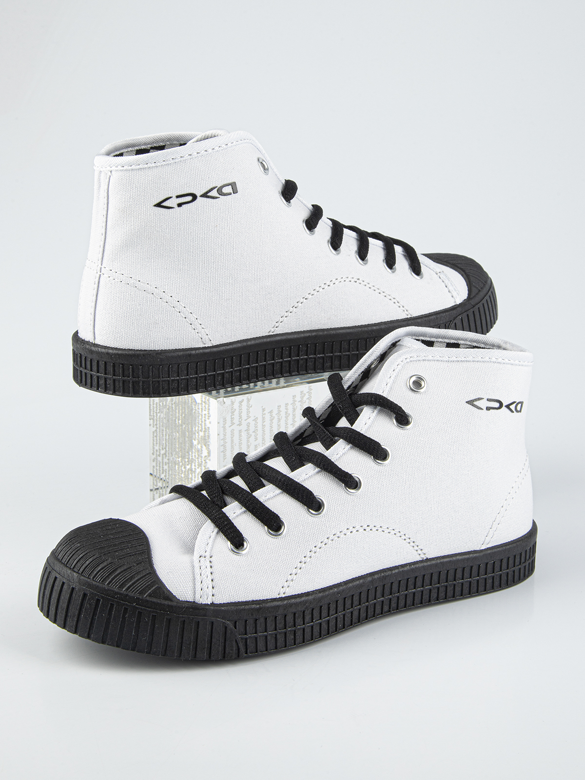 Кеды артикул:74821-2-4