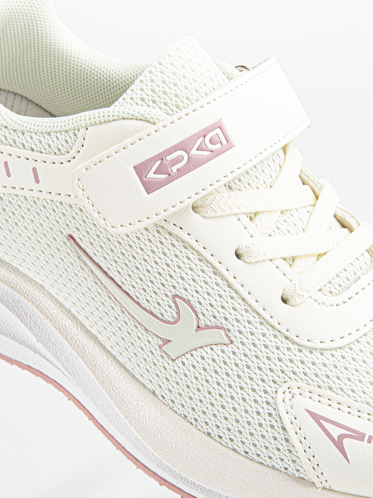 Кроссовки артикул:731226-3-3