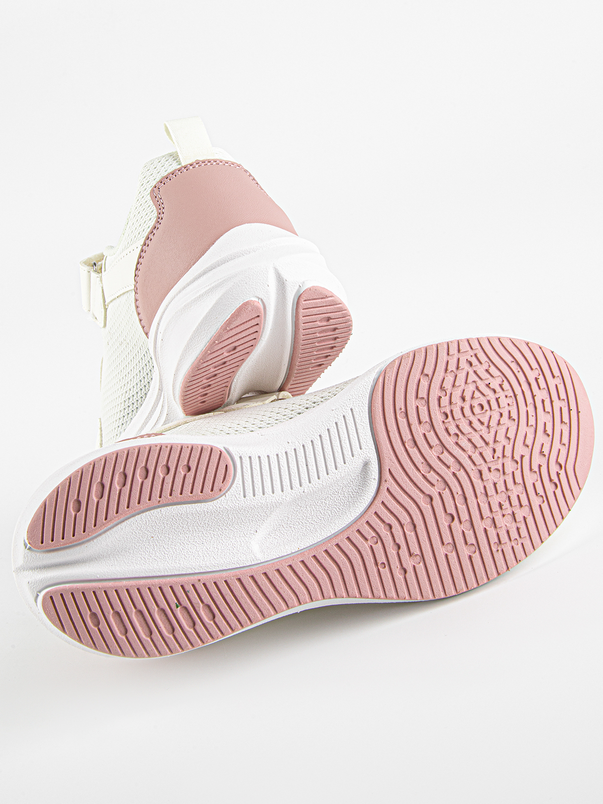 Кроссовки артикул:731226-3-5